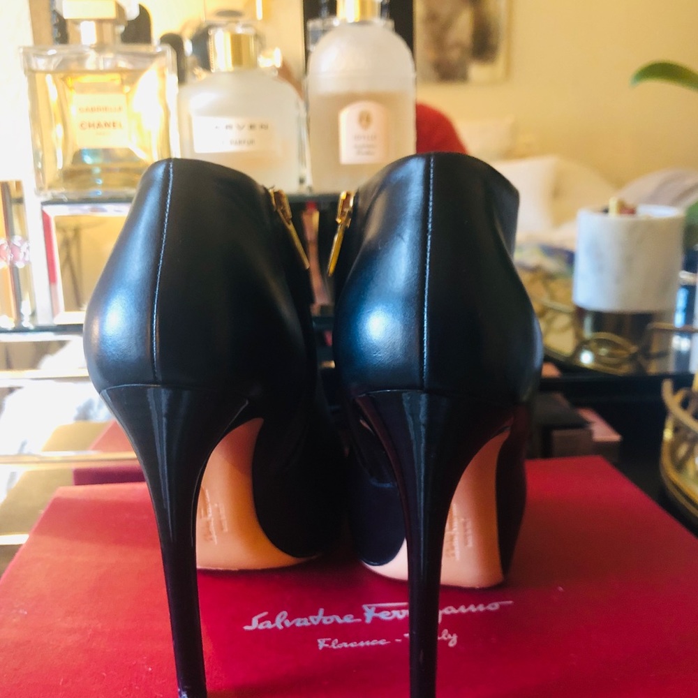 Salvatore Ferragamo - Picture 2 of 4